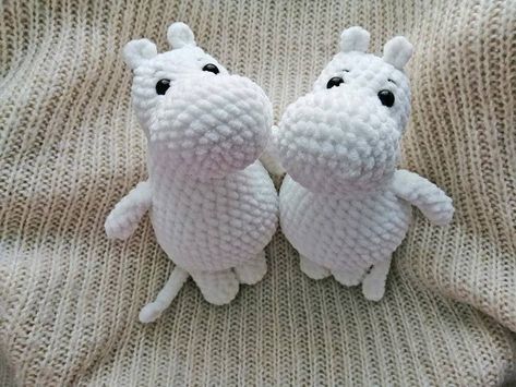 reentry — Crochet Moomin Doll by Samacvetik Moomin Crochet Pattern Free, Moomin Crochet Pattern, Moomin Crochet, Art Mediums, Knit Projects, Crochet Inspo, Craft Fair, Knit Or Crochet, Inner Child