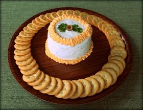 *~my house is cuter than yours~*: Bologna Cake Bologna Cake Recipe, Easy Ring Bologna Recipes, Recipes Using Ring Bologna, Bologna Cake, Ground Bologna Spread, Blooming Bologna, Deep Dish Apple Pie, Salt Crackers, Corned Beef Sandwich