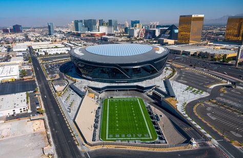 Allegiant Stadium, Vegas Skyline, Stadium Architecture, Nfl Stadiums, Stadium Design, Raiders Football, Sports Stadium, Sports Arena, Football Stadium