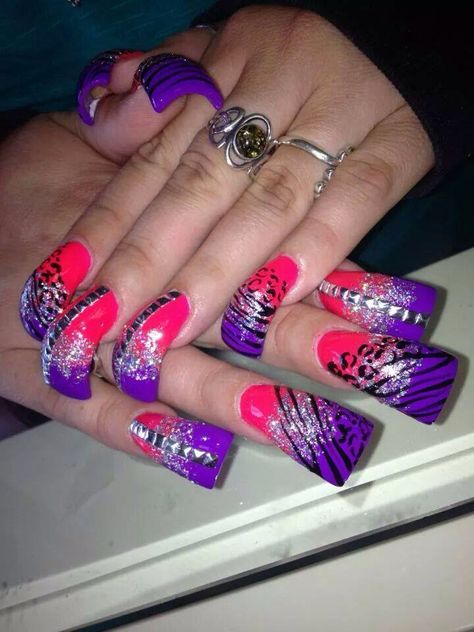 Rachet Nails Long, Purple Trashy Y2k, Purple 90s Nails, Purple Mcbling, Mcbling Nails, Ugly Nails, 2000s Nails, Mc Bling, Flared Nails