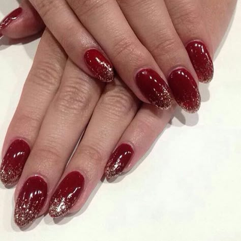 Dark Red Nails With Design Glitter, Red Gold Nails Ideas, Red Nails Acrylic Sparkle, Bridal Red Nails, Red Christmas Nails Glitter, Red Glitter Nail Designs, Red Nails Sparkle, Deep Red Nails Designs, Red Sparkle Nails