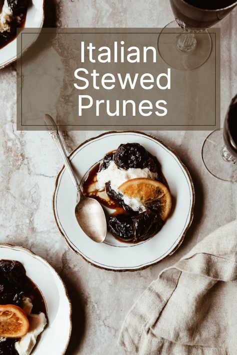 5 ingredients to make healthy, warm and cozy stewed prunes that are perfect for anything from breakfast to sauce to dessert Healthy Prune Recipes, Fresh Prune Recipes, Stewed Prunes Recipes, Recipes With Prunes, Prune Sauce Recipe, Prunes Recipes, Stewed Prunes, Cooked Fruit, Prune Recipes