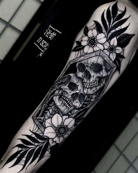 Lovers Skull Tattoo, Floral Skull Tattoos For Women Sleeve, Skull Cover Up Tattoo Women, Skull Tattoos With Roses, Spooky Sleeve Tattoos For Women, Skull Lovers Tattoos, Skeleton Lovers Tattoo, The Lovers Tattoo Design, Graphic Tattoos