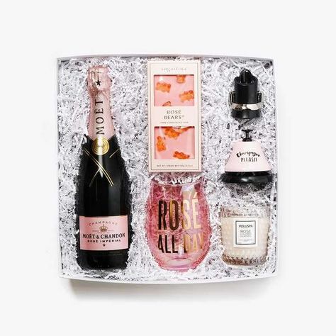 Rose Wine Gift Basket Ideas, Wine Gift Basket Ideas, Moet Rose, Personalized Gift Boxes, Gourmet Snacks, Wine Gift Baskets, Wine Gift Boxes, Curated Gift Boxes, Wine Gift