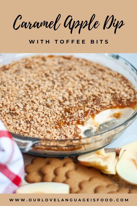 Game Night Desserts, Toffee Apple Dip, Caramel Apples Easy, Caramel Apple Dip, Easy Caramel, Fall Appetizers, Easy Treat, Fall Desserts Easy, Apple Dip