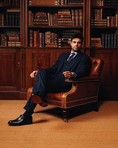 Sean Teale, Manhattan Style, Business Portrait Photography, Stylish Mens Suits, Slim Fit Suit Men, Gentleman Aesthetic, Mens Fashion Wear, Twelfth Night, Man Sitting