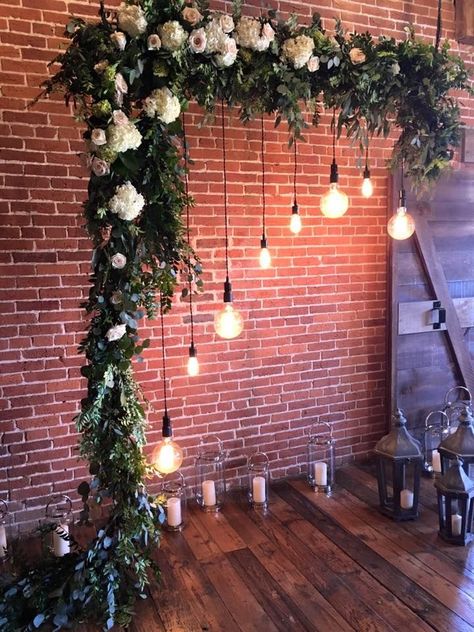 Wedding Lighting Decor, Rustic Wedding Decorations, Lights Wedding Decor, Wedding Lighting, Diy Event, Romantic Wedding Decor, Lighting Decor, Can Diy, Wedding Cake Designs