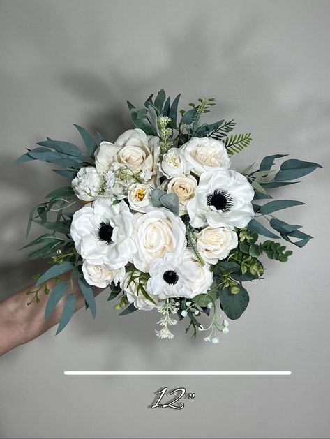 White Anemone Wedding, Bouquet Greenery, Wedding Bouquet White, Anemone Wedding, Anemone Bouquet, Rusting Wedding, Cascading Wedding Bouquets, White Anemone, Winter Bride