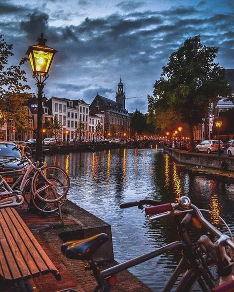 18.9k Likes, 185 Comments - TRAVELLING THROUGH THE WORLD © (@travellingthroughtheworld) on Instagram: “Courtesy of @crestin_e Admins: @takemyhearteverywhere 📍Amsterdam, Netherlands 🇳🇱 Tag your best…” Leiden Netherlands, South Holland, Amsterdam Holland, Netherlands Travel, Rose Rouge, Amsterdam Netherlands, Leiden, Rotterdam, Wonderful Places