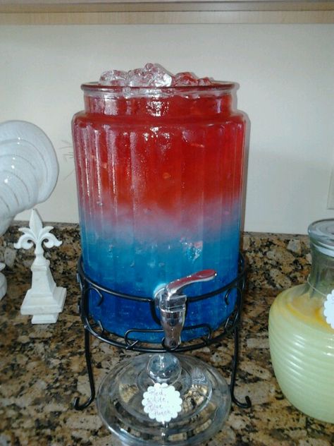 Fourth of July punch Fourth Of July Punch, 4th Party Ideas, July 4th Party Ideas, American Themed Party, Deployment Party, Fourth Of July Drinks, July 4th Party, Punch Recipe, Fourth Of July Food