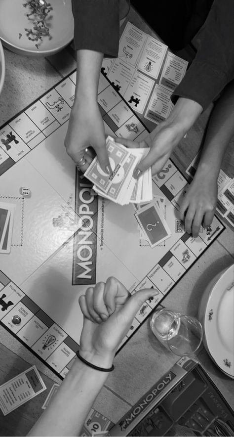 Monopoly Night Aesthetic, Monopoly Game Aesthetic, Family Board Game Night Aesthetic, Family Board Games Aesthetic, Monopoly Fake Story, Boardgame Night Aesthetic, Family Game Night Aesthetic, Board Game Night Aesthetic, Boardgame Aesthetic