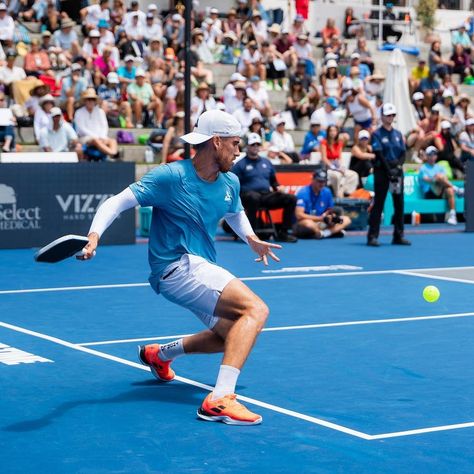 The Exercise Worth Of Pickleball In contrast To Different Racquet Sports activities Check more at https://dailynewsfeeds.com/the-exercise-worth-of-pickleball-in-contrast-to-different-racquet-sports-activities/ Tennis Doubles, Apple Fitness, Racquetball, Racquet Sports, Workout Apps, A Workout, Sports Activities, Pickleball, Burn Calories