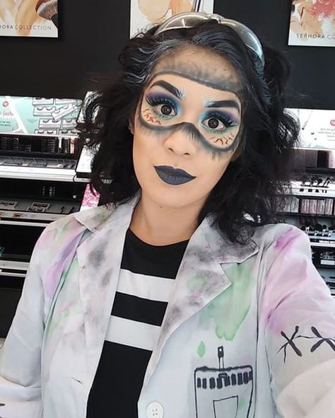 Scientist Scientist Halloween Costume Women, Mad Scientist Halloween Costume, Science Costumes, Ix Chel, Science Makeup, Mad Scientist Costume, Scientist Costume, Mad Scientist Halloween, Diy Halloween Costumes For Women