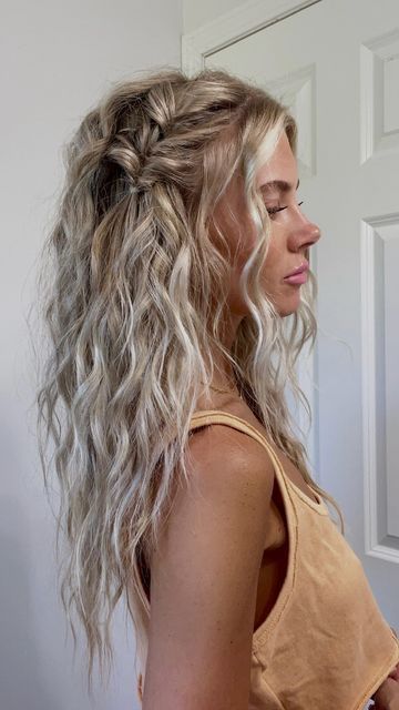 Whitney Lynne on Instagram: "My fav spring style 🌸 save to try & share with your girlies! @whitney_lynne for more hair inspo 💓💓 #springhairstyle #blondehairgoals #mnhairstylist Spring hair, spring hairstyles, spring hairstyle, spring hair goals, hair goals, hair goals af, blonde hair, blond hair, blond hair goals, blonde af, blonde hair things, blondes have more fun, mn hair, Minnesota hair, mn hairstyles, hair pages, hair inspo, blonde hair inspo, hair Insta, hair influencer," Whimsical Blonde Hair, Cute Med Hairstyles, Hair Down Cute Hairstyles, Fun Womens Hairstyles, Simple Hairstyles For Pictures, Low Pull Through Braid, Prom Hair Crimped, Day Date Hairstyles, Beach Pictures Hairstyles