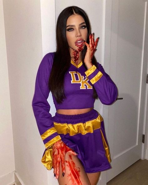 Halloween Costumes Blood Ideas, Black Hair Girl Costumes, Jennifer’s Body Costume Cheerleader, Cheerleader Halloween Makeup, Jennifer Check Nails, Jennifer Body Makeup, Jennifer's Body Makeup, Jennifer’s Body Makeup, Jennifers Body Costum