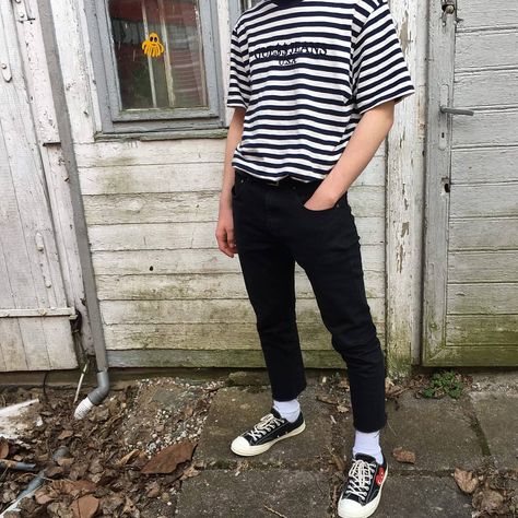 ASAP Rocky x GUESS Striped Tee || CDG Play Converse Low Converse Low Outfit, Cdg Converse Outfit Men, Cdg Outfit, Cdg Converse Outfit, Miraculous Ideas, Vintage Outfits Men, Style Skate, Converse Outfits, Converse Outfit