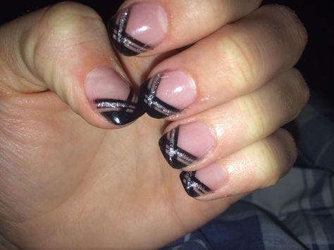 Black sparkly French tip Acrylic Nails Nails With White Glitter, Nails Acrylic French Tip, Nails Acrylic French, French Tip Black, Sparkly French Tips, Acrylic French Tip, French Tip Acrylics, Acrylic French, Gold Acrylic Nails