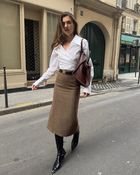 Old Money Fashion, Money Fashion, Capsule Wardrobe Work, Pencil Skirt Outfits, Rock Outfit, Corporate Outfits, Populaire Outfits, Classy Work Outfits, Stil Inspiration