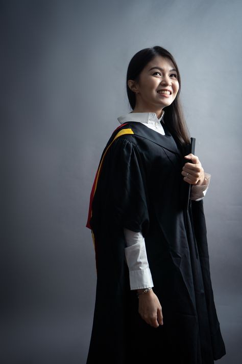 smiling SUSS graduate photoshoot Graduate Photoshoot Studio, Graduation Shoot Studio, Graduation Photoshoot In Studio, Convocation Studio Photoshoot, Graduation Indoor Photoshoot, Graduation Photo Studio Ideas, Graduation Poses Studio, Graduation Shoot Ideas Photoshoot Studio, Tiana Moodboard