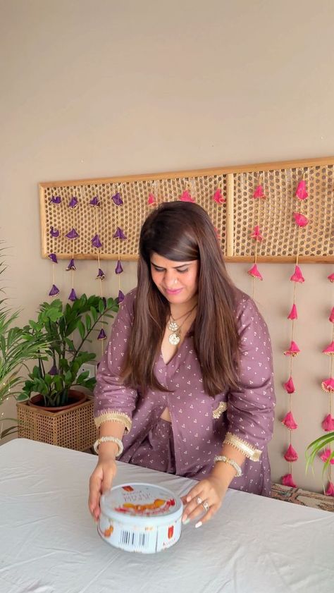 Cozyyylilcorner - DIY and Home Decor on Reels | Navraj Hans · Gud Naal Ishq Mitha Diwali Hampers Baskets, Cane Baskets Decoration Ideas, Dit Gifts, Diwali Gift Packs, Diy Diwali Gifts, Return Favours, Hamper Diy, Diwali Hampers, Diwali Gift Box