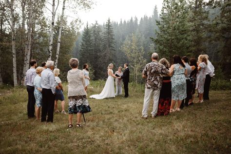 Small Family Wedding Photos, Family Elopement Wedding, Jedi Wedding, Elopement Ceremony Decor, Bc Elopement, Herbal Wedding, October Elopement, River Pics, Family Elopement