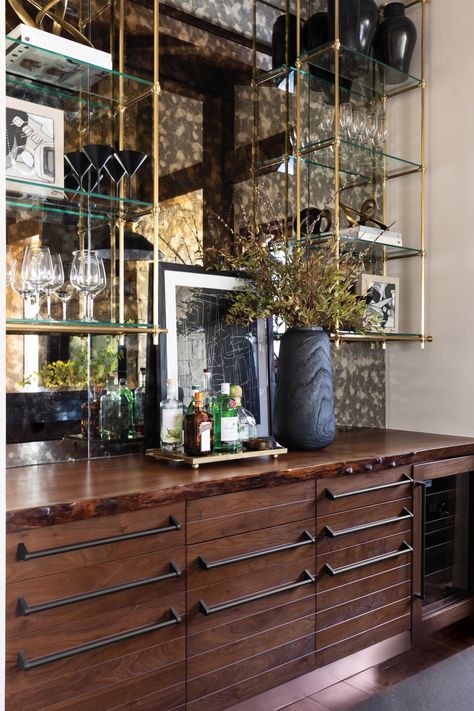 Antiqued Mirror Backsplash, Snacks Corner, Antique Mirror Backsplash, Dry Bar Ideas, Contemporary Mountain Home, Bar Shelves, Mirror Backsplash, Built In Bar, Home Bar Designs