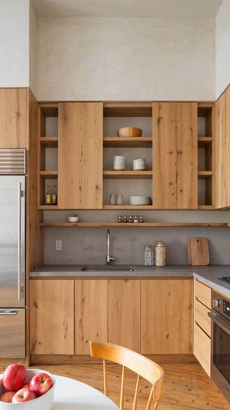 Fresh Urban Abode - Fine Homebuilding Rustic Wood Cabinets, Modern Konyhatervezés, Minimalist Dekor, Kitchen Set Up, Concrete Kitchen, Modern Kitchen Cabinets, Beautiful Kitchen, Kitchen Trends, Trendy Kitchen