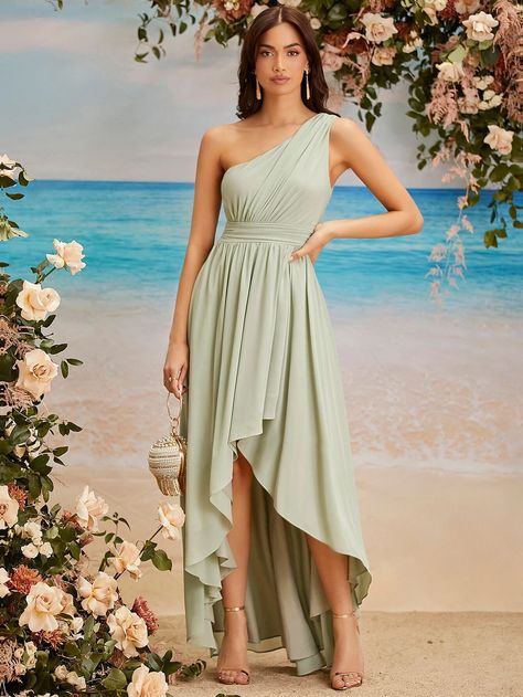 Mint Green Dress Outfit, Beachy Bridesmaid Dresses, Green Dress Outfit, Mint Green Bridesmaid Dresses, High Low Bridesmaid Dresses, Wedding Dresses High Low, Sage Green Bridesmaid Dress, Mint Green Dress, Soiree Dress