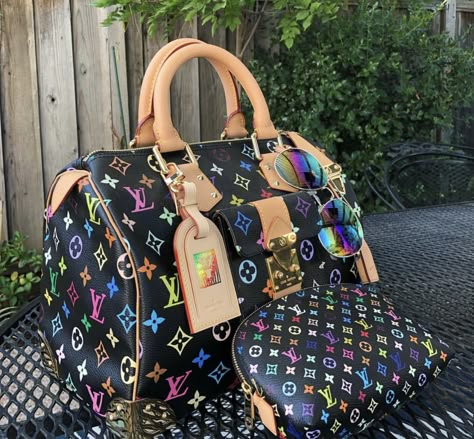 Louis Vuitton Rainbow, Fendi Purse, Top Designer Bags, Expensive Bag, Custom Handbags, Expensive Handbags, Women's Bags By Style, Luxury Purses, Girly Accessories