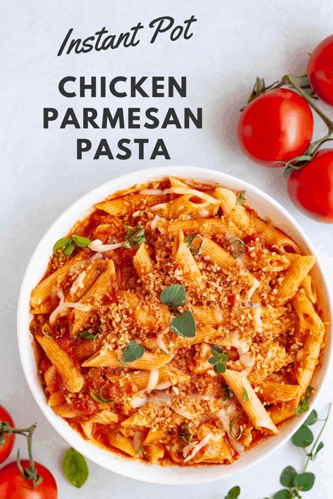 Chicken Pasta Red Sauce, Pasta Dump, Chicken With Spaghetti Sauce, Instant Pot Chicken Parmesan, Chicken Breast Pasta, Marinara Recipe, Instant Pot Pasta Recipe, Pastas Recipes, Chicken Parmesan Pasta