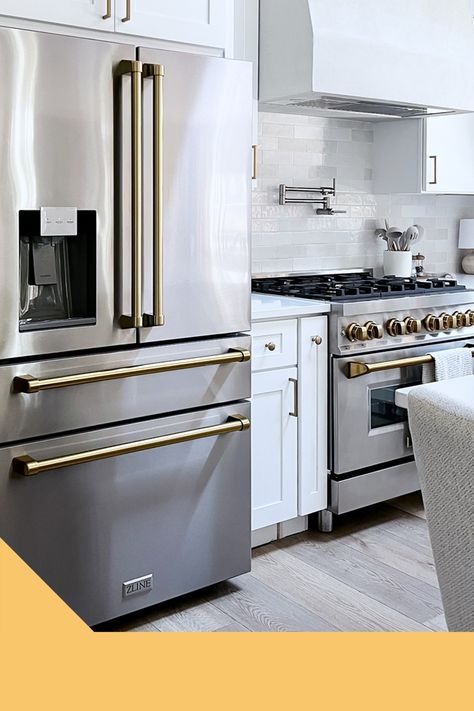 Are you looking to modernize your kitchen? ZLINE appliances offer you a range of high-quality appliances, created to fuse both style and functionality!🌟 Tap to check out our blog with all the details! #modernkitchen #zlineappliances #blogpost #blog Appliance Organization, Appliances Organization, Appliance Storage, Cabinet Refrigerator, Zline Autograph Edition, Tiny Kitchens, Kitchen Colour Combination, Compact Appliances, Stainless Steel Kitchen Appliances