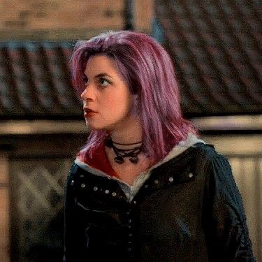 Harry Potter Nymphadora Tonks, Tonks Harry Potter, Natalia Tena, Build An Outfit, Nymphadora Tonks, Hufflepuff Aesthetic, Harry Potter Room Decor, Harry Potter Girl, Hp Harry Potter