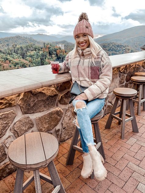 Chelsea Boots // Gatlinburg, TN Nashville Honeymoon Outfits, Outfit Ideas For Gatlinburg, Gatlinburg Tennessee Winery, Pigeon Forge Outfits Winter, Outfits For Gatlinburg Tn Winter, Gatlinburg Winter Outfits, Gatlinburg Tennessee Winter Outfits, Outfits For Tennessee Vacation Winter, Gatlinburg Tn Outfits