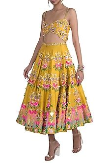 Short Lengha Outfit, Neon Lehenga, Short Lehenga, Mehendi Outfits For Bride, Mendhi Outfit, Papa Don't Preach, Ceremony Outfit, Cutout Jumpsuit, Mehendi Outfit