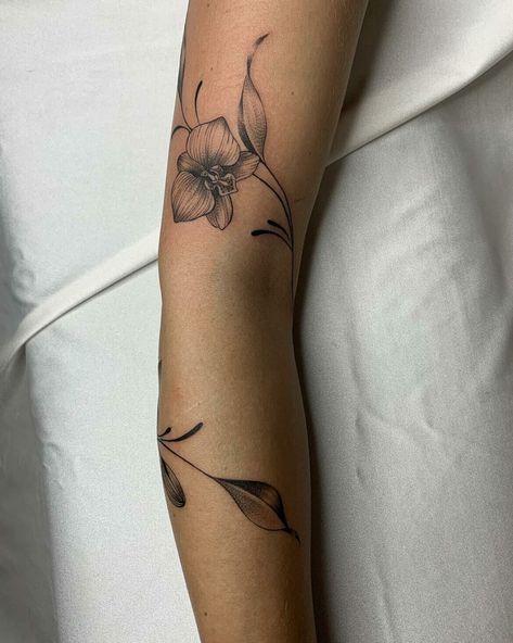 Lotus And Orchid Tattoo, Orchid Snake Tattoo, Unique Wrap Around Tattoo, Orchid Tattoo Placement, Women Arm Tattoo Ideas Simple, Orchid Tattoo Design For Women, Orchid Wrap Around Tattoo, Forearm Tattoo Dainty, White Nun Orchid Tattoo