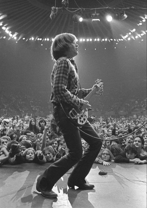 John Fogerty, Creedence Clearwater Revival, Concert Photos, Music Station, 70s Music, Music Pics, Live Rock, Southern Rock, Country Rock