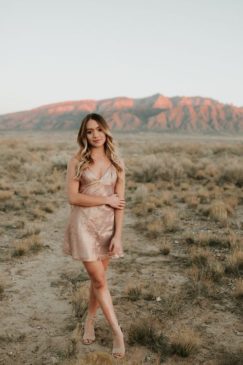 Senior Photos In The Desert, Sedona Senior Pictures, Albuquerque Photoshoot, Desert Grad Photos, Senior Pictures Desert, Senior Photos Desert, Desert Senior Pictures Arizona, Desert Portrait Photography, Desert Senior Photos