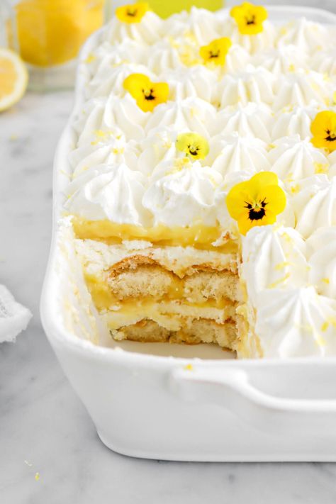 Lemon Delight Recipe Amalfi, Lemon Tirimasu, Lemon Curd Tiramisu Recipe, Lemon Cello Recipe Desserts, Lemon Terimasu, Lemon Cello Tiramisu, Spring Lemon Desserts, Lemon Curd Tiramisu, Lemon Birthday Desserts