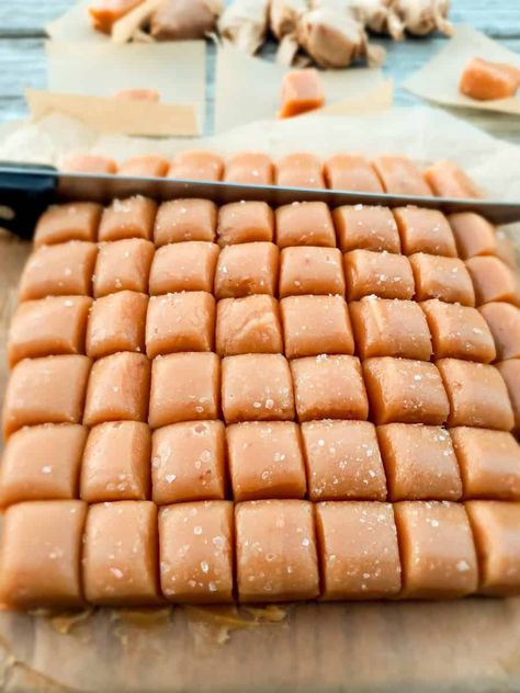 Amish Caramel Candy Recipe (Homemade Chewy Caramels) - Amish Heritage Easy Homemade Soft Caramels, 6 Min Caramels, Old Fashioned Soft Caramels, Old Fashioned Caramels, Homemade Christmas Carmels, Easy Caramel Candy, Homemade Caramel Chews, Homemade Caramels Recipe, Homemade Christmas Caramels