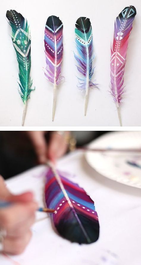 Talk about festival vibes! Check out these DIY Painted Feathers to learn how easy it can be to bring a boho feel to any outfit—or use them in your home decor. Feather Diy, Diy Boho, Feather Painting, Creative Arts And Crafts, Feather Crafts, Feather Art, Craft Projects For Kids, Unique Crafts, Jar Crafts