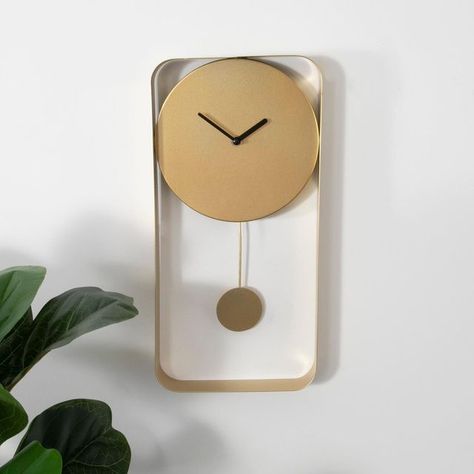 Halvin Home on Instagram: "⚪️⚫️ Our Brand New Range of Modern, Contemporary Wall Clocks Have Been Added To Our Website, These Will add Grace And Sophistication To Any Living Space ⚫️⚪️ https://halvinhome.co.uk/collections/clocks #moderninteriors #living #moderninterior #Entertainment #Bedroom #fyp #halvin #interiordesign #halvinhome #clock" Clock On The Wall, Silver Wall Clock, Gold Metal Wall Art, Small Wall Clock, Pendulum Wall Clock, Contemporary Wall Clock, Black Wall Clock, Art Deco Decor, Pendulum Clock