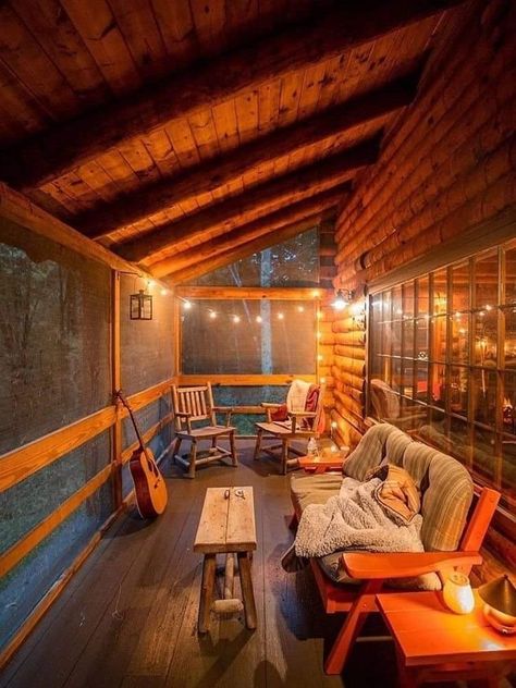 Homestead Cabin, Balkon Design, Cabin Interiors, Cabin Living, Hus Inspiration, Tiny House Cabin, Cabins And Cottages, Cabin Life, The Porch