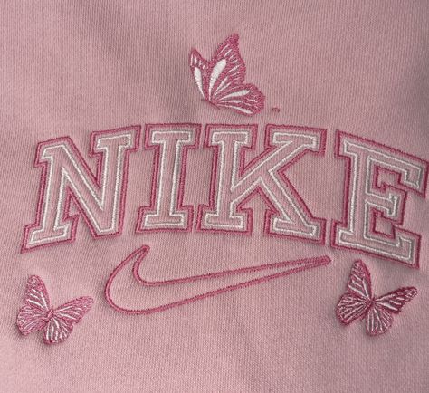 #nike #butterfly #pink #hoodie #sweatshirt #jumper #embroidery #aesthetic Nike Stitch And Angel Sweatshirt, Embroider Nike Sweatshirt, Nike Butterfly Sweatshirt, Nike Designs Shirt, Nike Jumper Aesthetic, Embroidered Nike Hoodie, Embroidery Designs For Hoodie, Embroidery Crewneck Ideas, Pink Hoodie Design