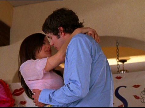 *The O.C.:* Seth and Summer’s Coffee-Cart Kiss Romantic Scenes, Love Scenes, The Oc, Most Romantic, Greys Anatomy, Just Love, Falling In Love, Tv, How To Memorize Things