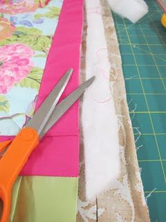 quilt as you go-step by step w/pictures #quilt #quilt_as_you_go #tutorial Qayg Blocks, Quilting Methods, Quilt As You Go, Beginner Quilt Patterns, Quilt Binding, Strip Quilts, Quilt Block Tutorial, Quilting For Beginners, Quilting Techniques