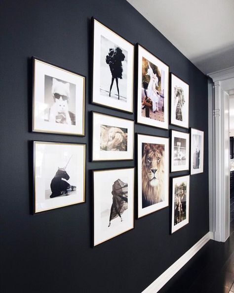 Gallery Wall Ideas To Inspire | Dramatic black wall. I realized most gallery wall layouts hurt my brain, they just look messy. But I have so much of my moms artwork I love. Here are some layouts that I like. Why does this one work? Family Pictures On Wall, Gallery Wall Ideas, Gallery Wall Layout, Diy Wand, Photo Wall Gallery, Dark Wall, Black Wall, Wall Gallery, Wall Ideas