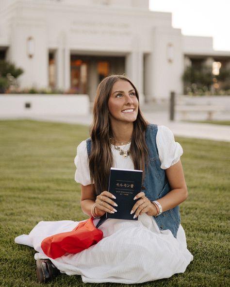 lauren’s missionary collection🇯🇵 Lds Missionary Pictures, Missionary Pose Reference, Sister Missionary Pictures, Mission Fits, Missionary Outfits, Mission Pictures, Sister Missionary Outfits, Sister Missionary, Sister Missionaries