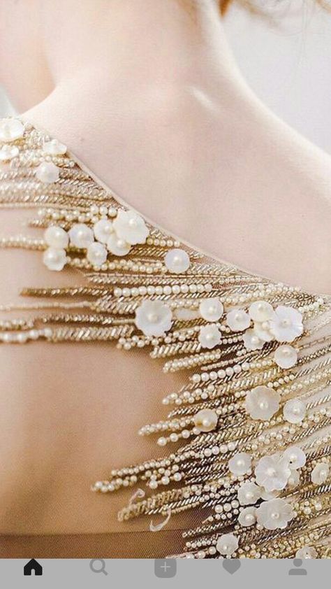 Couture Embellishment, Haute Couture Embroidery, Haute Couture Details, Ideas Embroidery, Embellishment Details, Fashion Embroidery, Couture Embroidery, Embroidery Designs Fashion, Couture Details