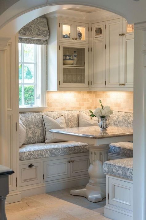 Breakfast Nook With Storage, Breakfast Nook Ideas, Kitchen Breakfast Nooks, Kitchen Banquette, Breakfast Nooks, Fancy Kitchens, Seating Ideas, Simple Meals, Kitchen Seating