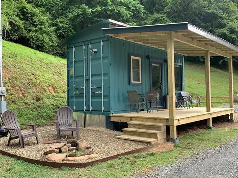 Ship Shak River Tiny House In Bryson City: A 20-ft. Shipping Container Cabin! Small Shipping Containers, Shipping Container Sheds, Tiny Home Ideas, Mini Chalet, Container Home Designs, Tiny House Vacation, Camp House, Shipping Container Cabin, Container Cabin